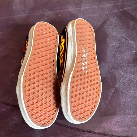 Vans Flames with Skull Shoes - Picture 8 of 8